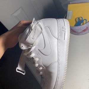 Air force 1s high